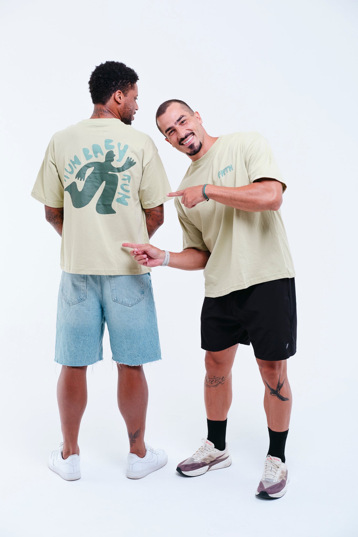 Camiseta oversized verde FIFTH – roupa fitness unissex, estilo moderno e versátil