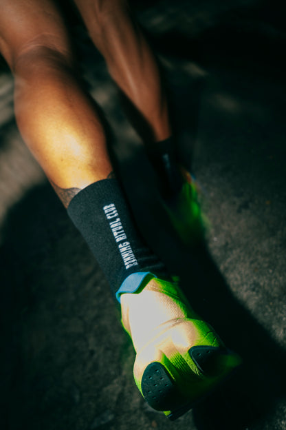 Meia preta FIFTH – meia esportiva unissex, conforto para treino e dia a dia